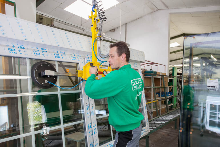 Eigene Produktion von Fenster und Türen